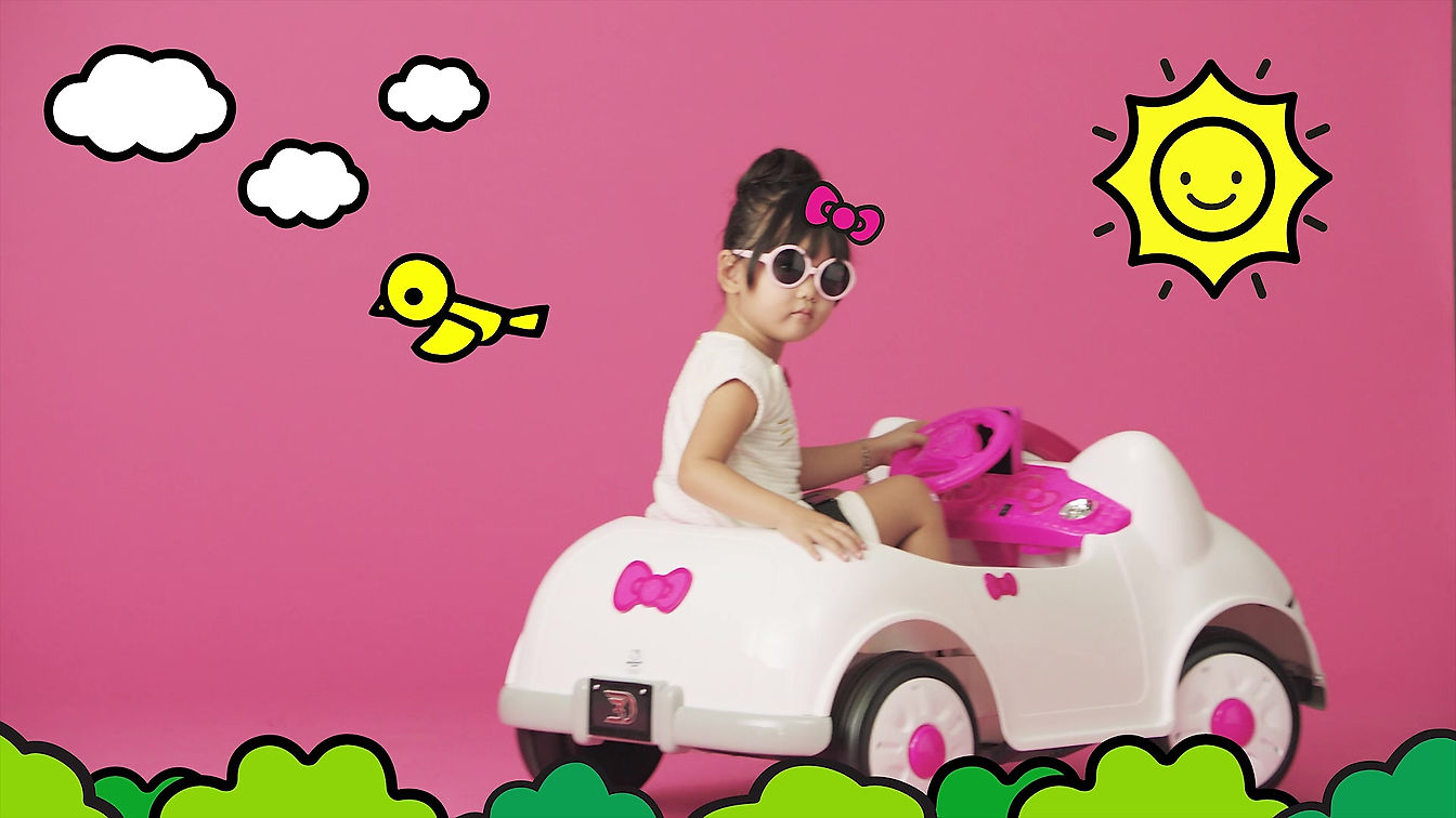 Sanrio Hello Kitty Car by Dynacraft